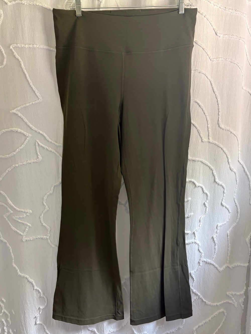 Lululemon Groove Nulu Super High Rise Flare Pants Dark Olive 16